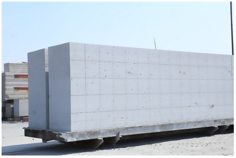 水泥加气块 加气砌块 轻质砖气孔结构及其影响因素
